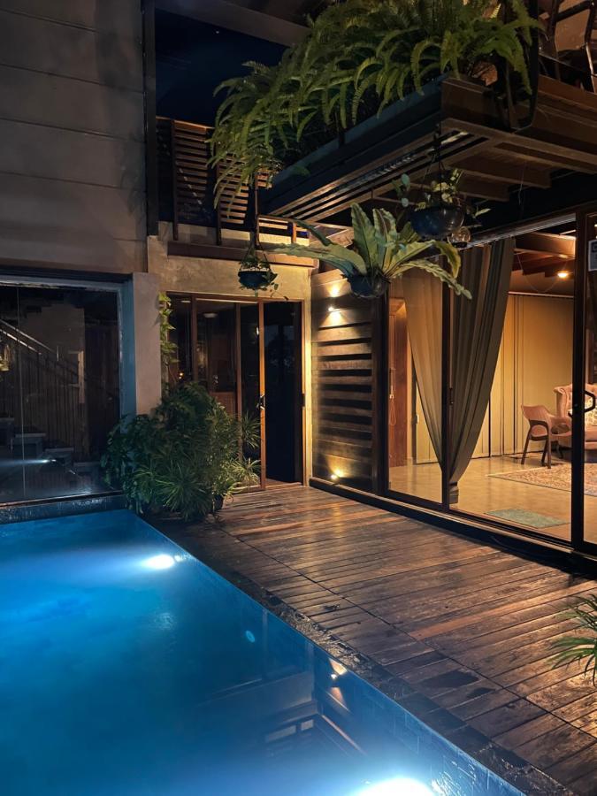 Penton45 - Luxury Penthouse Apartment Негомбо Экстерьер фото