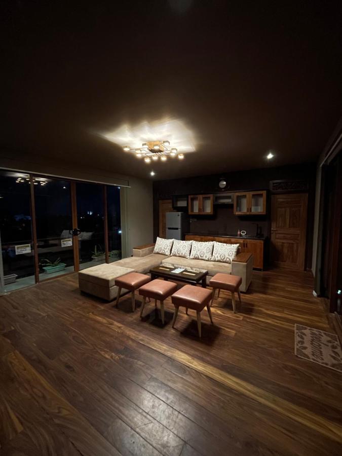 Penton45 - Luxury Penthouse Apartment Негомбо Экстерьер фото