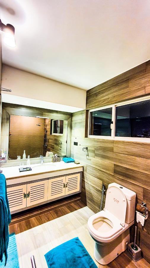 Penton45 - Luxury Penthouse Apartment Негомбо Экстерьер фото